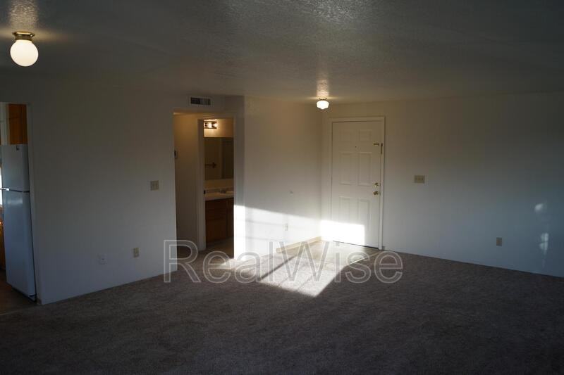 2141 Neill Rd #B - Photo 5 of 21