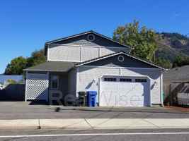 featured image of 1527 Hamilton Ln