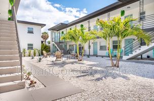 featured image of 105 7th Ave N #8