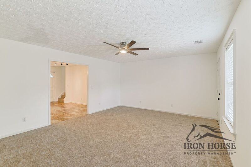 3978 Pinedale Ln - Photo 6 of 28