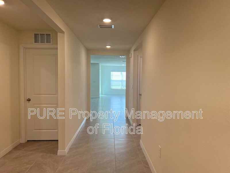 4828 Sw 86th Ln - Photo 4 of 35