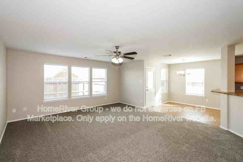 13023 Cherton Ct - Photo 4 of 21