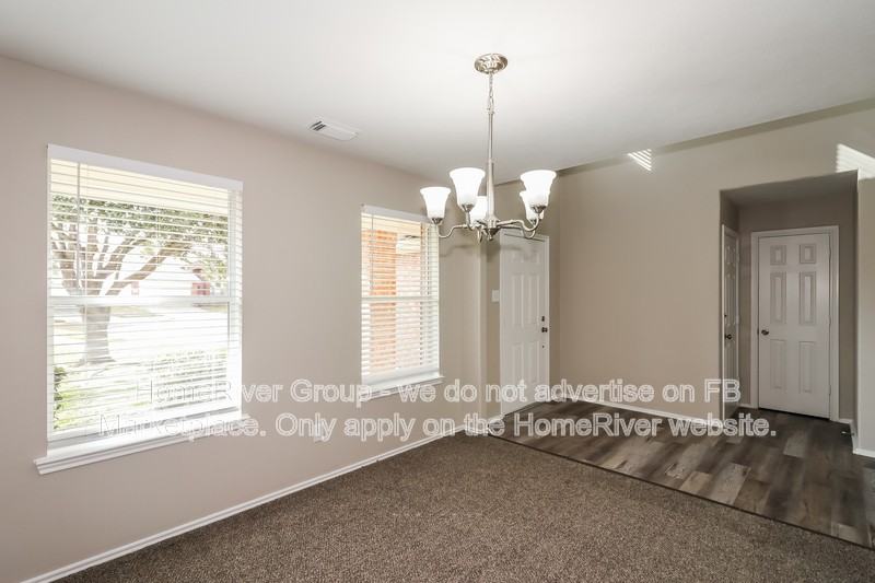 13023 Cherton Ct - Photo 5 of 21