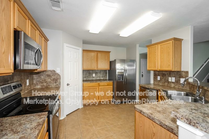 13023 Cherton Ct - Photo 6 of 21