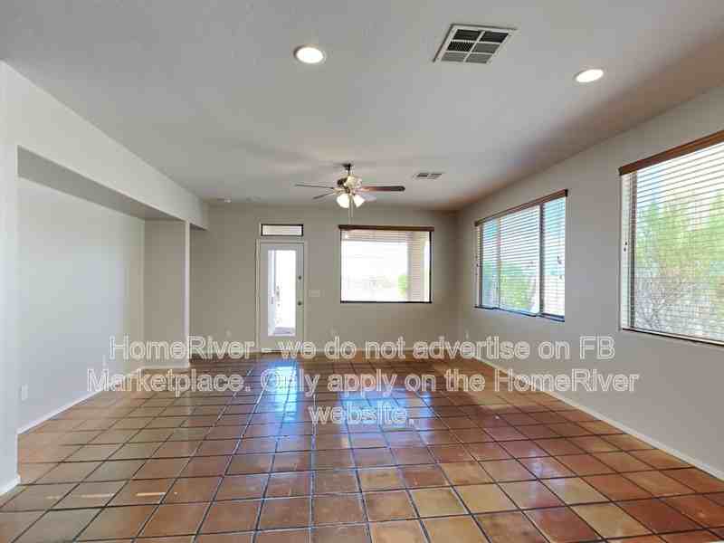 18394 W Paseo Way - Photo 6 of 25
