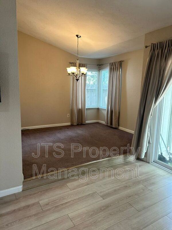 9349 Newington Way - Photo 7 of 15