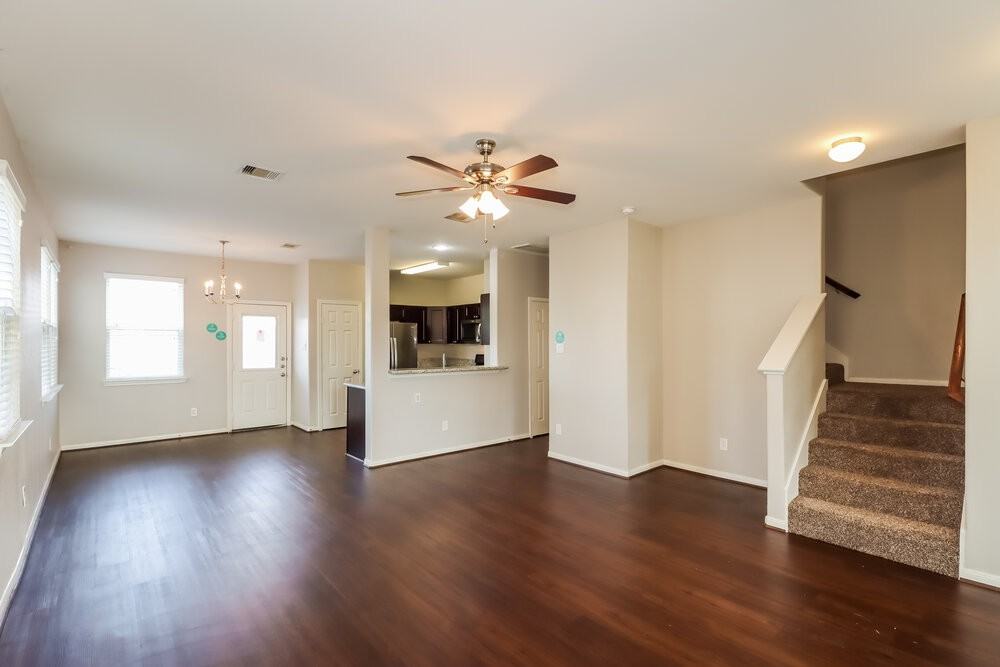21822 Octavia Way - Photo 5 of 20