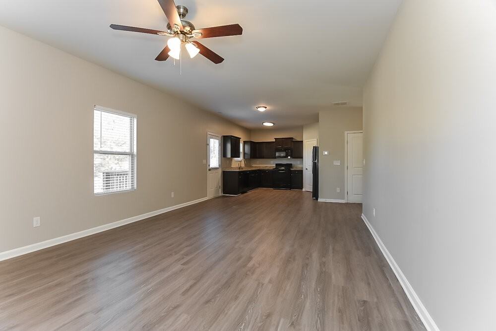 311 Caledonian Cir - Photo 7 of 18