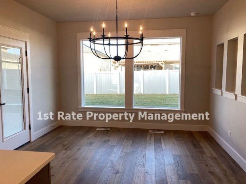 5686 E Clear Ridge St - Photo 5 of 29