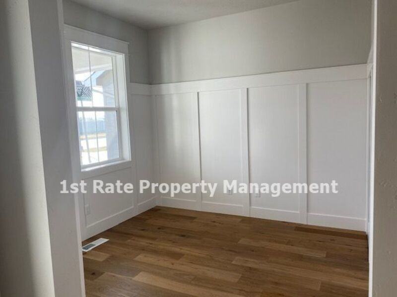 5686 E Clear Ridge St - Photo 6 of 29