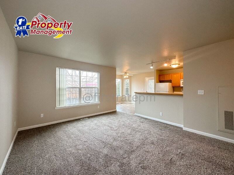 10186 W Garverdale Ln #102 - Photo 5 of 28