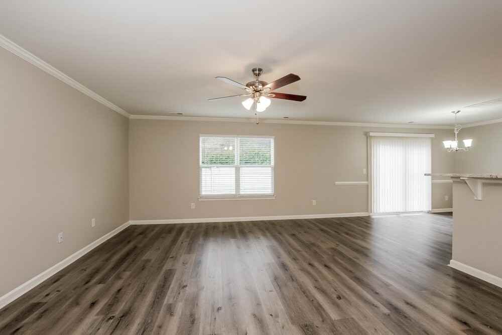 5004 Broad Leaf Ct - Photo 4 of 17