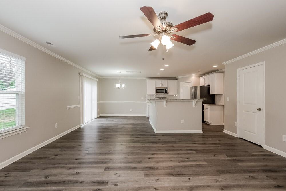 5004 Broad Leaf Ct - Photo 5 of 17