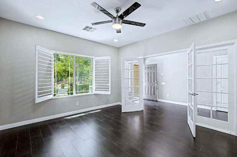 10772 W Yearling Rd - Photo 7 of 40