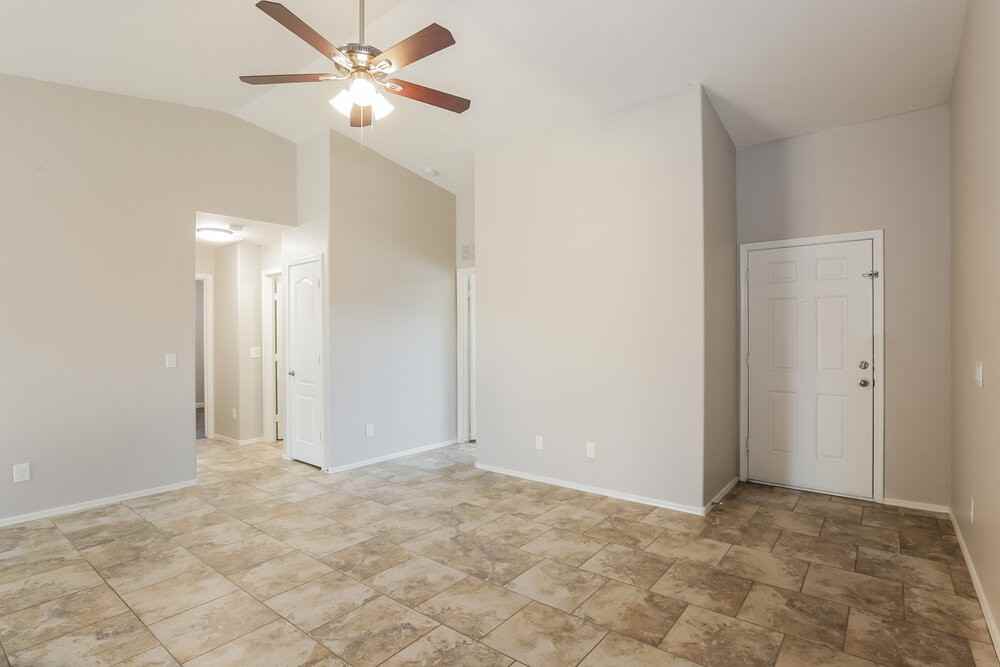 2781 W Mira Dr - Photo 4 of 16
