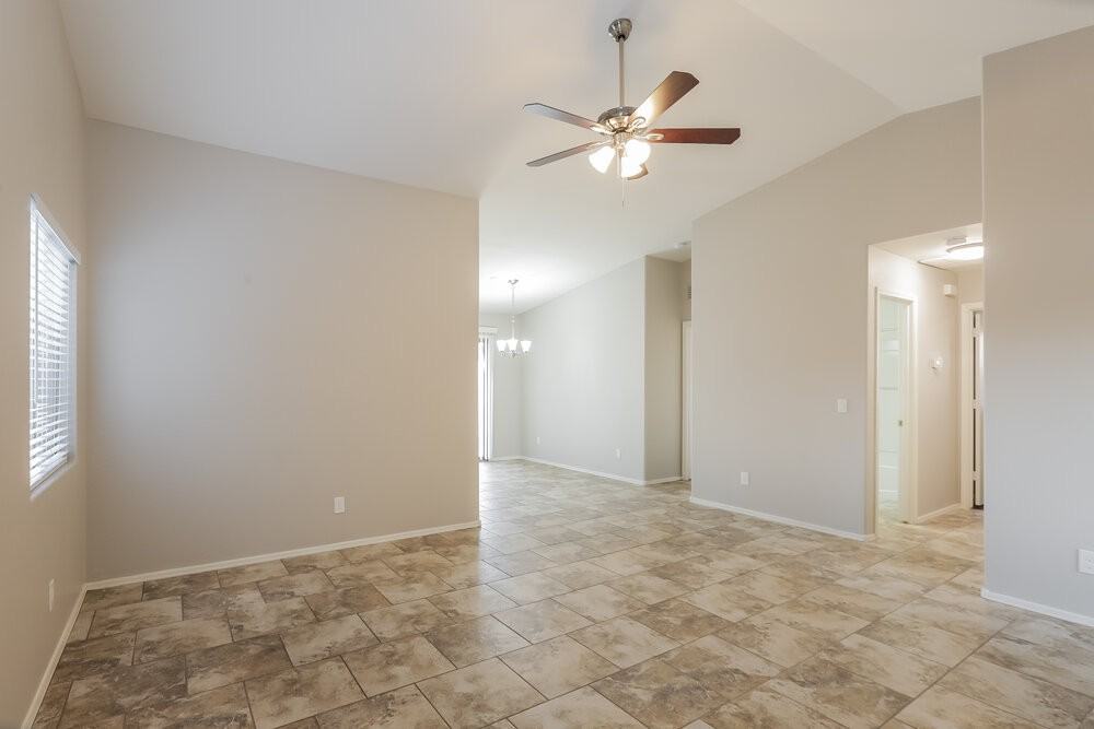 2781 W Mira Dr - Photo 5 of 16