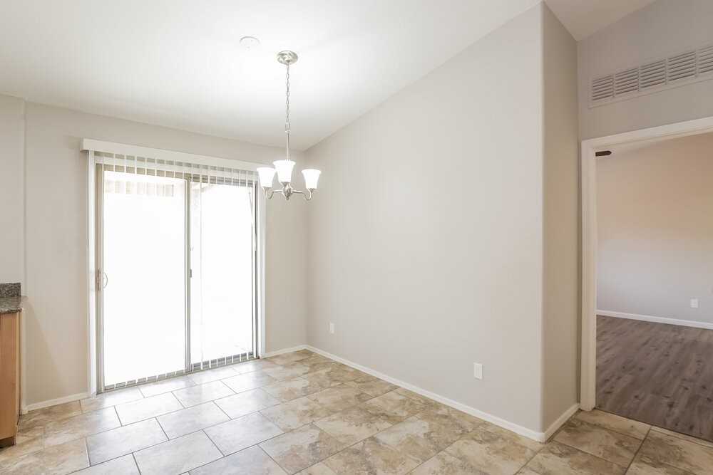 2781 W Mira Dr - Photo 7 of 16