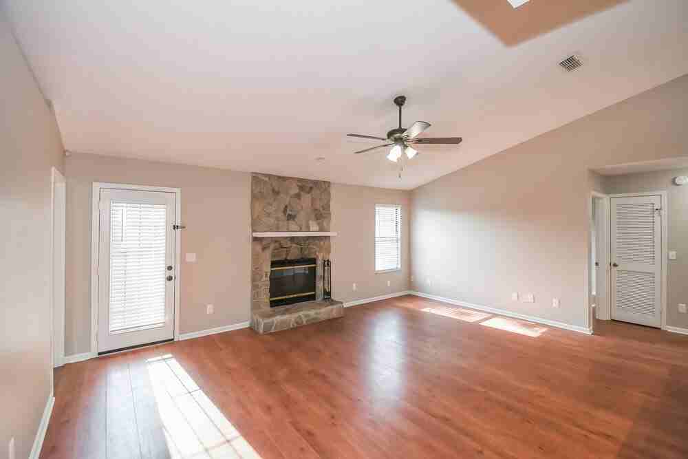 8155 Pineverde Ln - Photo 3 of 19