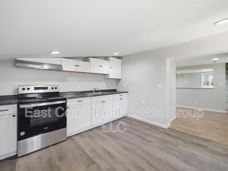 116 S High St - Photo 4 of 22
