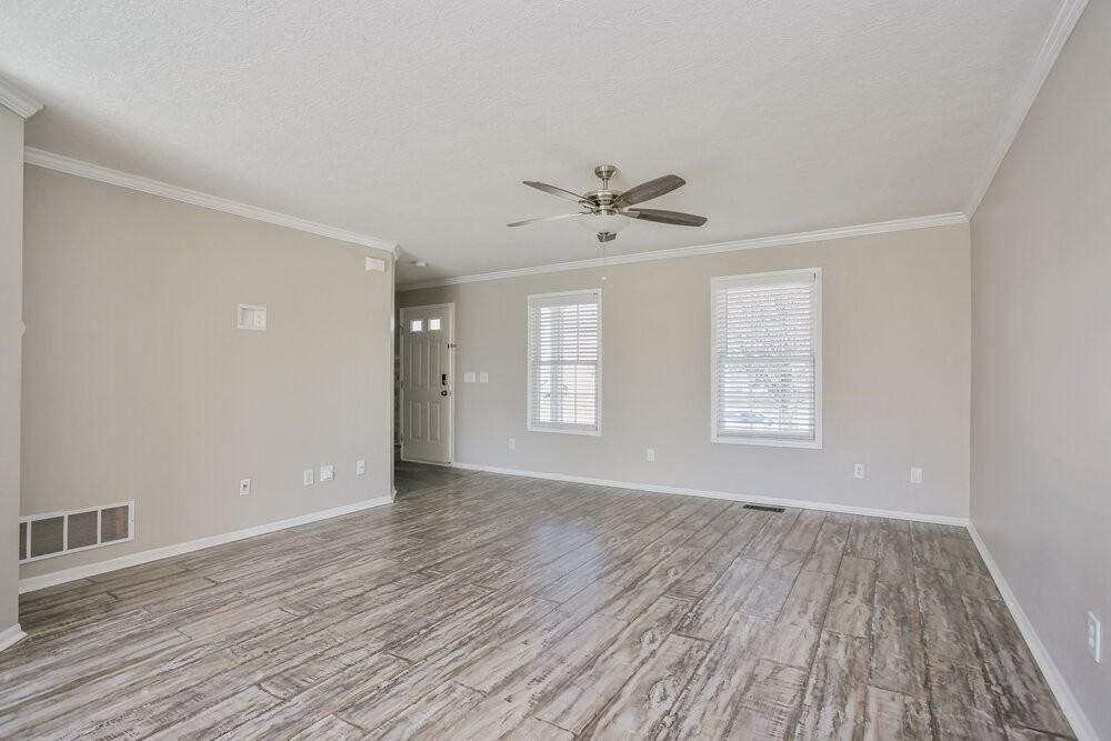 5525 Boucher Dr - Photo 6 of 18