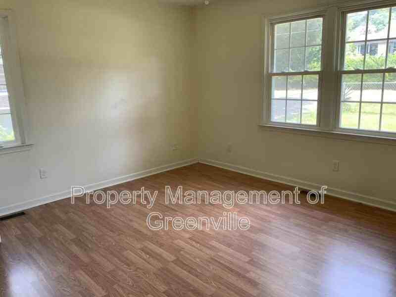 16 Mayflower Ave - Photo 4 of 7