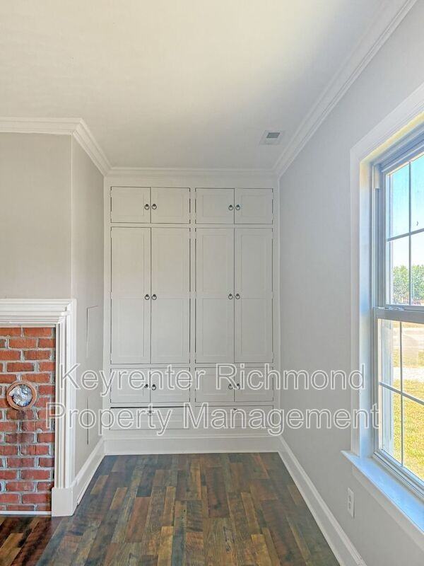 6101 Pole Green Rd - Photo 4 of 22