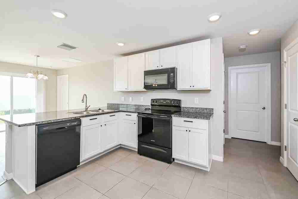 11702 Miracle Mile Dr - Photo 6 of 16