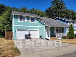 featured image of 1114 Ne Beaumont Ln