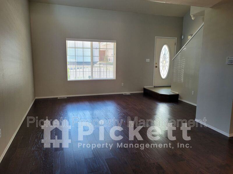 1114 Ne Beaumont Ln - Photo 7 of 11