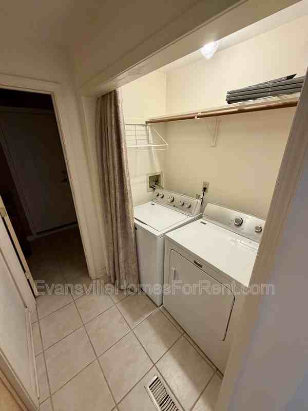 6600 E Oak St - Photo 6 of 13
