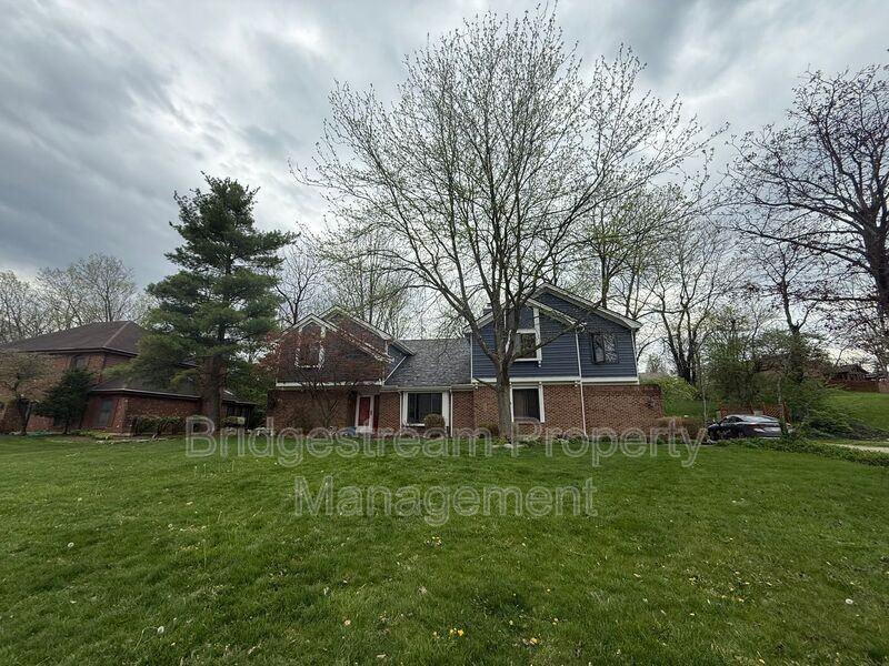 7205 Forest Brook Blvd - Photo 2 of 2
