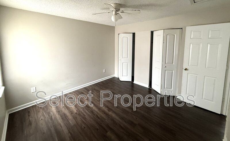 4719 Samantha Ave - Photo 7 of 11