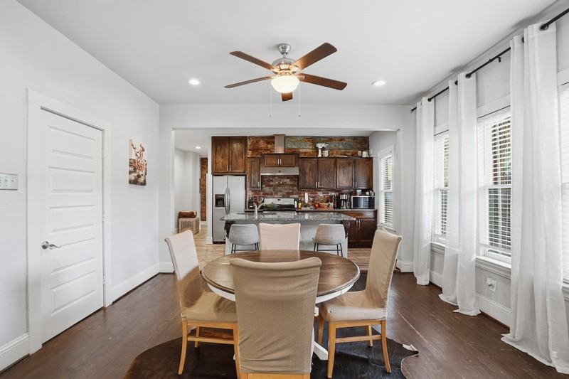 4007 Lafayette Ave - Photo 5 of 14