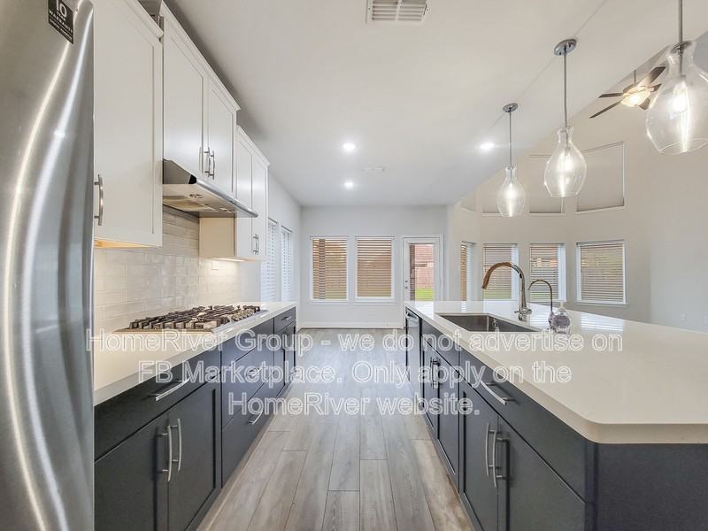 8926 Emerald Cane Dr - Photo 3 of 20