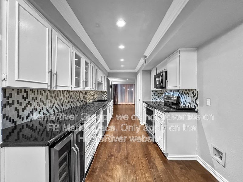 15922 Archwood Ln #1011 - Photo 3 of 22
