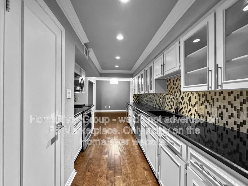 15922 Archwood Ln #1011 - Photo 7 of 22