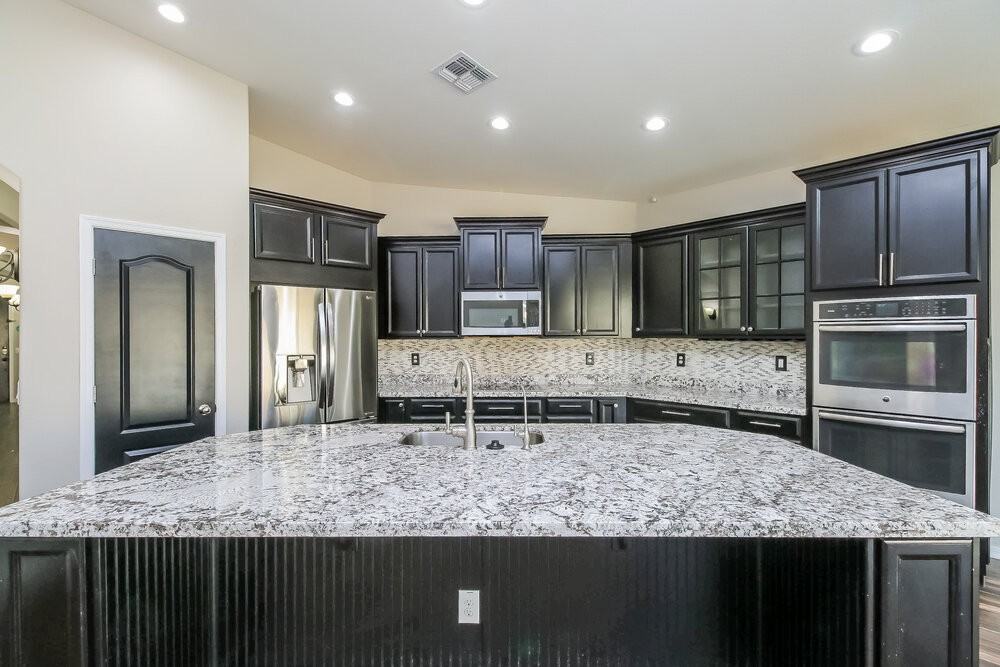 22258 E Cherrywood Ct - Photo 6 of 16