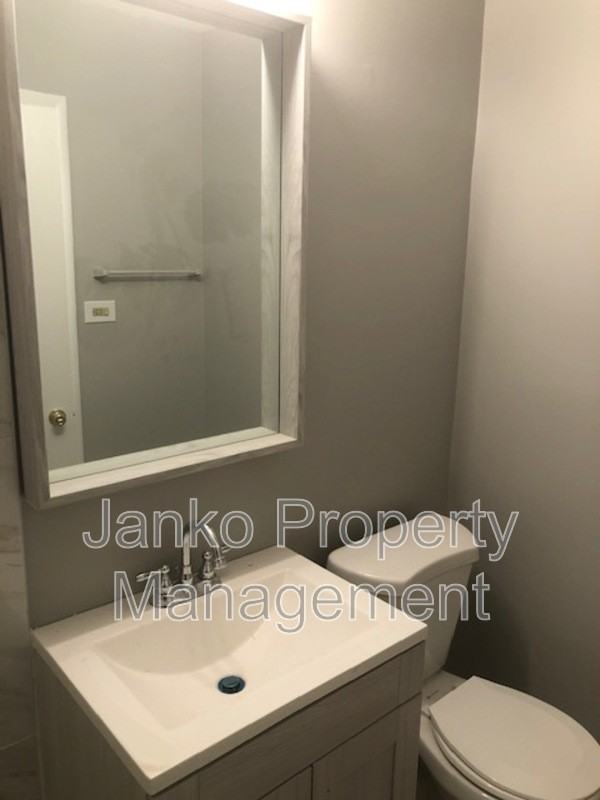 3333 Commercial Ave #16 - Photo 6 of 6