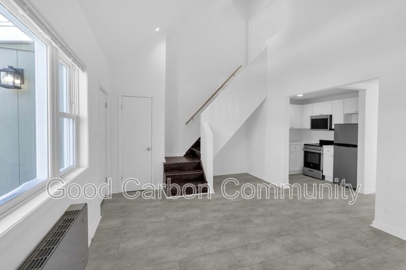 209 Summer St #LOFT - Photo 2 of 17