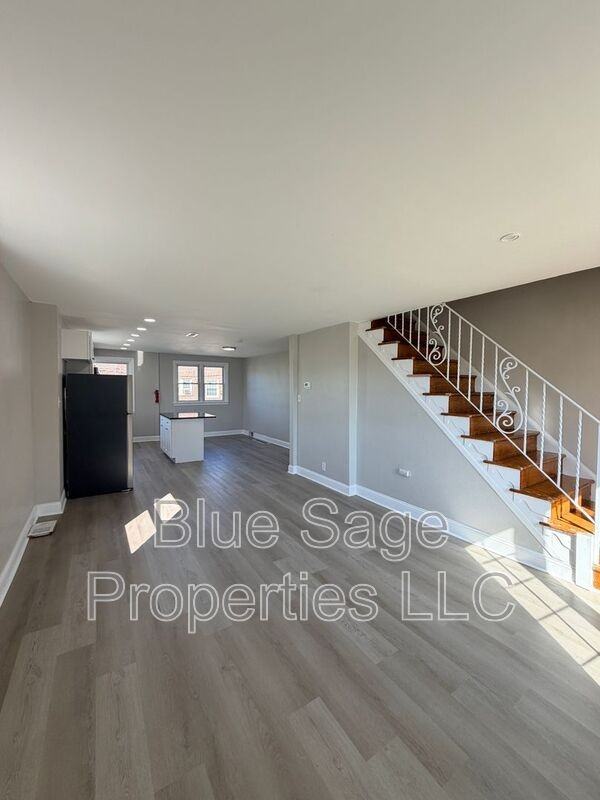 66 Folcroft Ave - Photo 2 of 31