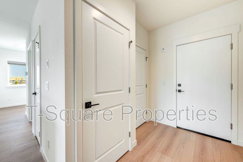 3402 Colby Ave #407 - Photo 4 of 47