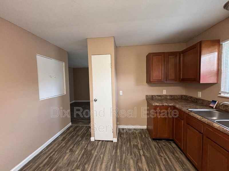 2002 Val Vista Ct - Photo 7 of 21