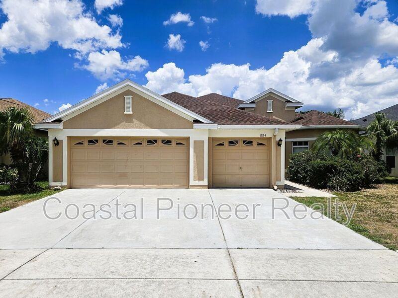1824 Mira Lago Cir - Photo 2 of 44