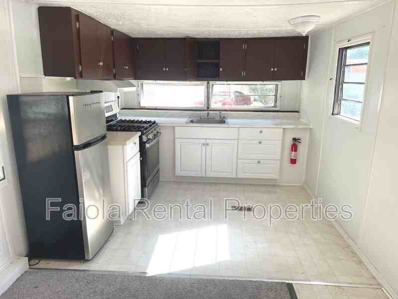 36 Rita Faiola Ln - Photo 3 of 10
