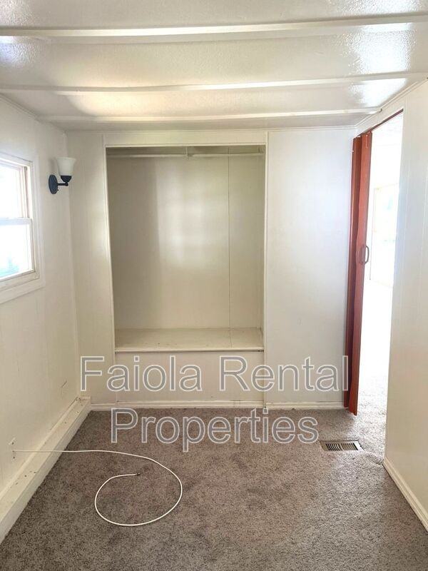 36 Rita Faiola Ln - Photo 5 of 10