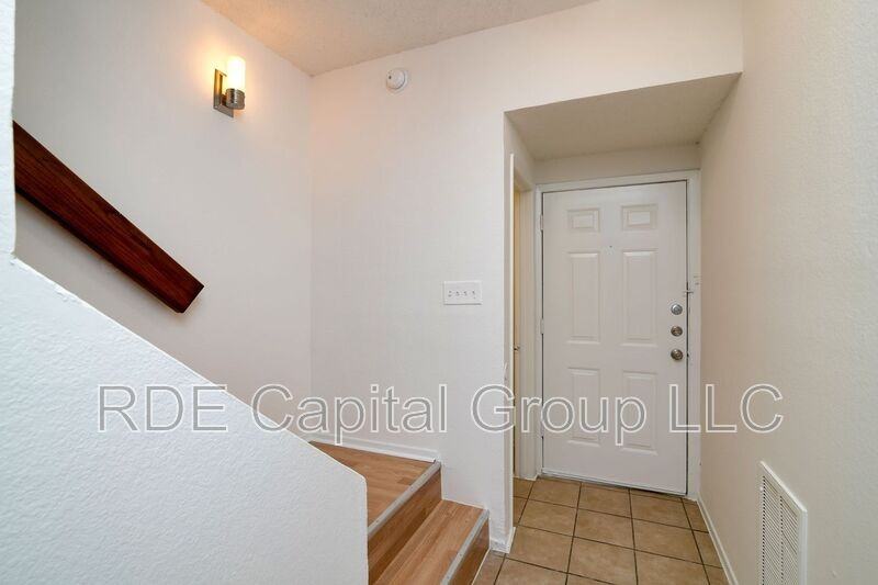 1423 Weiler Blvd - Photo 3 of 16