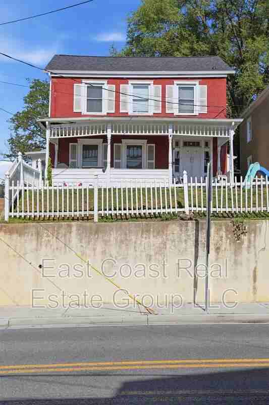 13 N Maryland Ave #2 - Photo 3 of 21