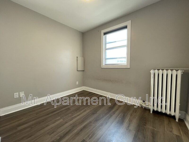 53 Dawes Rd #204 - Photo 4 of 9