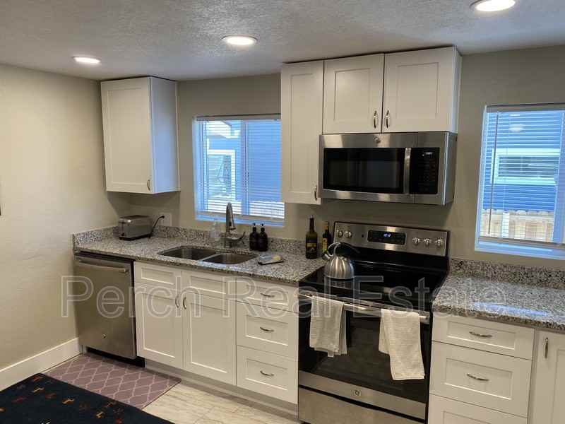 1550 Tabor St - Photo 2 of 19