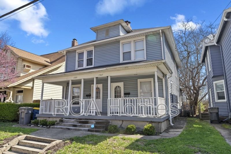 1307 Wright St - Photo 2 of 10